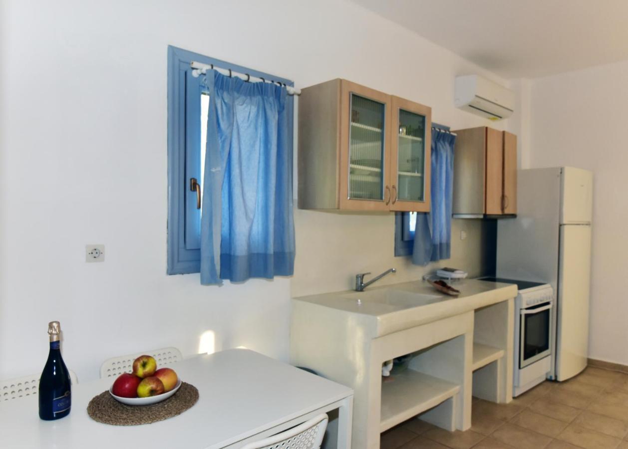 Thomas Apartments Katapola - Chora Exterior foto