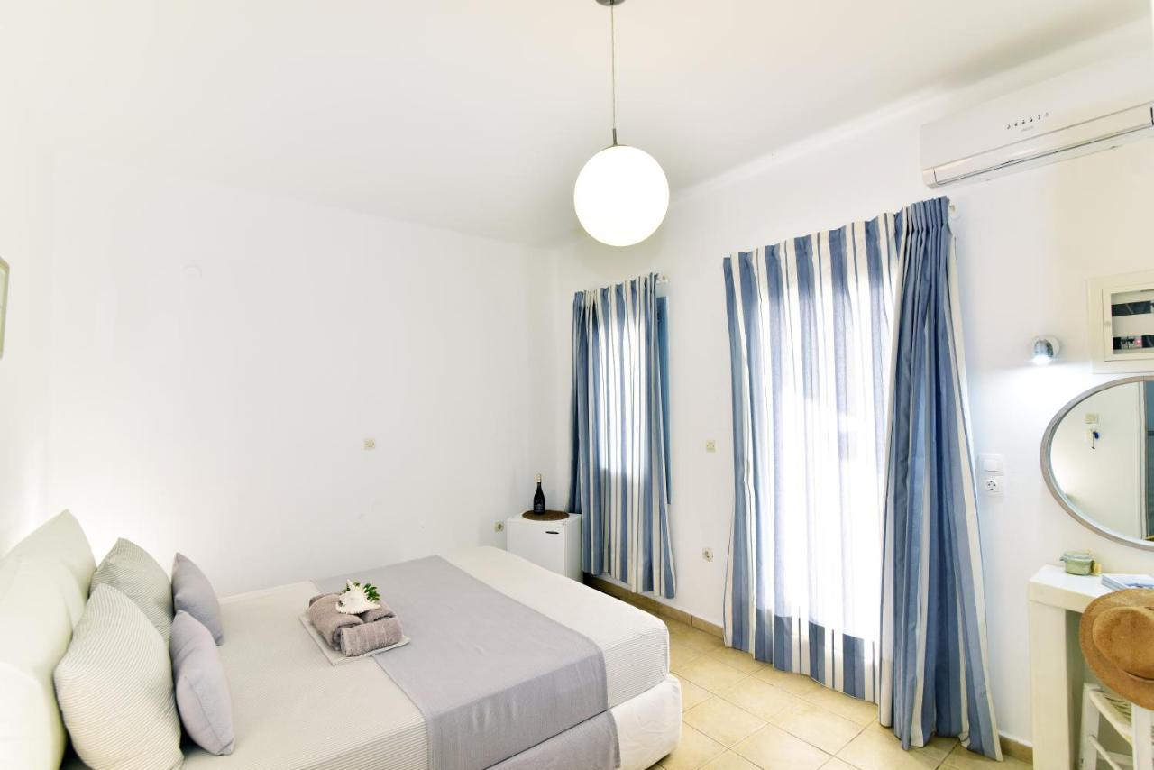 Thomas Apartments Katapola - Chora Exterior foto
